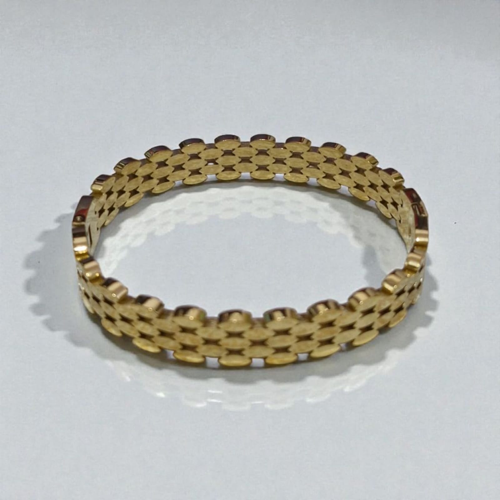 Pulseira Malha Dourada Violeta Rio — pulseira, cor dourado, metal polido